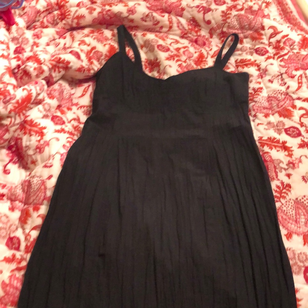 Club Monaco women’s black dress 🖤